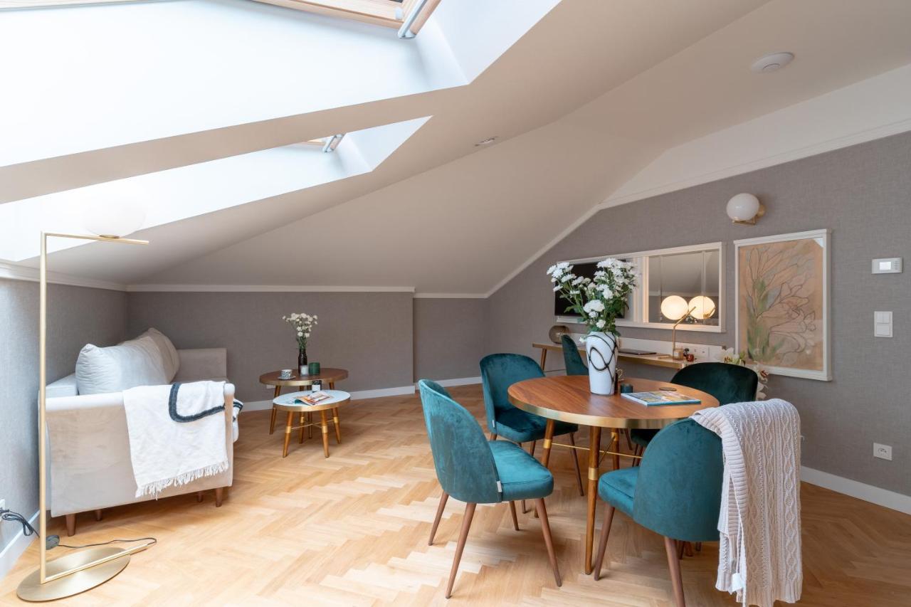 Superior Apartment